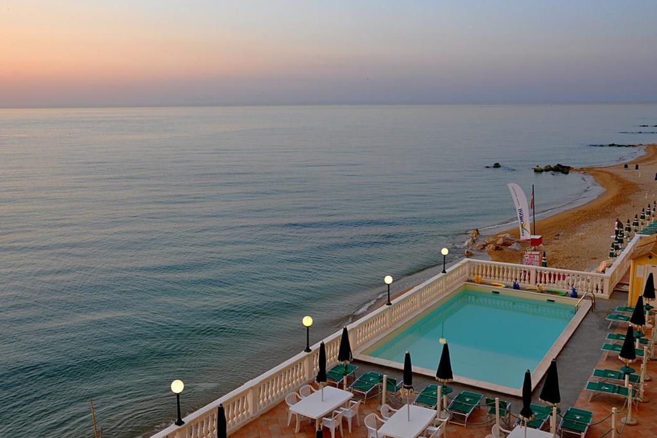 Brigantino Non Dista Hotel 3*