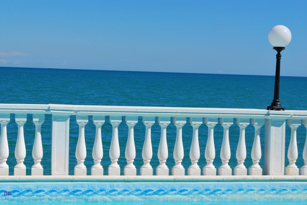 Brigantino Non Dista Hotel 3*