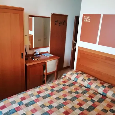 Hotel Brigantino Non Dista Porto Recanati Exterior photo