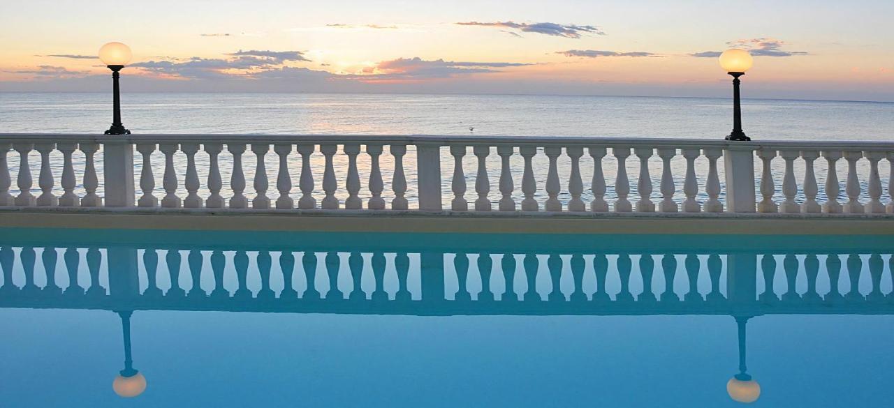 波尔图雷卡纳蒂布里甘蒂诺酒店（Il Brigantino Hotel Porto Recanati）